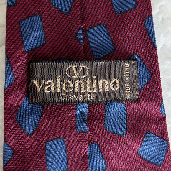 Valentino Burgundy and Blue Silk Tie vintage - Picture 3 of 9